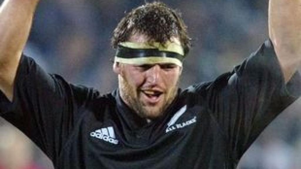 Carl Hayman, en un partido con los All Blacks