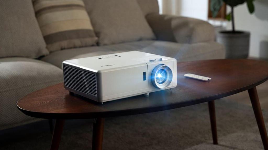 Proyector UH750 de Optoma