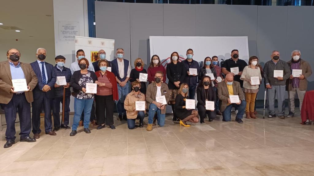 Oltra y Pérez Garijo rinden homenaje a 18 personas de las comarcas de la Marina Alta y la Marina Baja víctimas del Holocausto