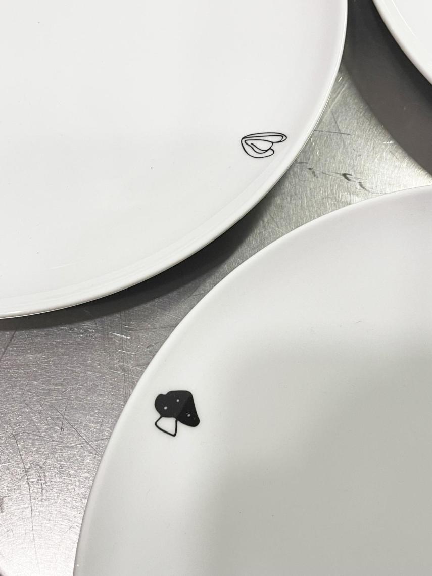 El recuerdo a Nanen en la vajilla