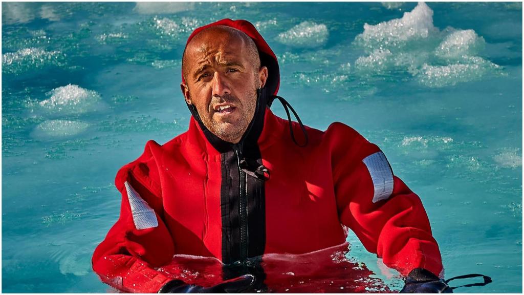 Carlos en una de sus expediciones polares.