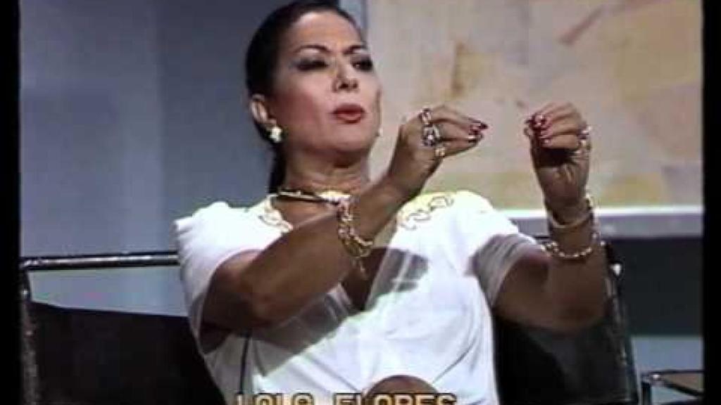 Lola Flores durante una de sus apariciones en el programa 'La Clave'.