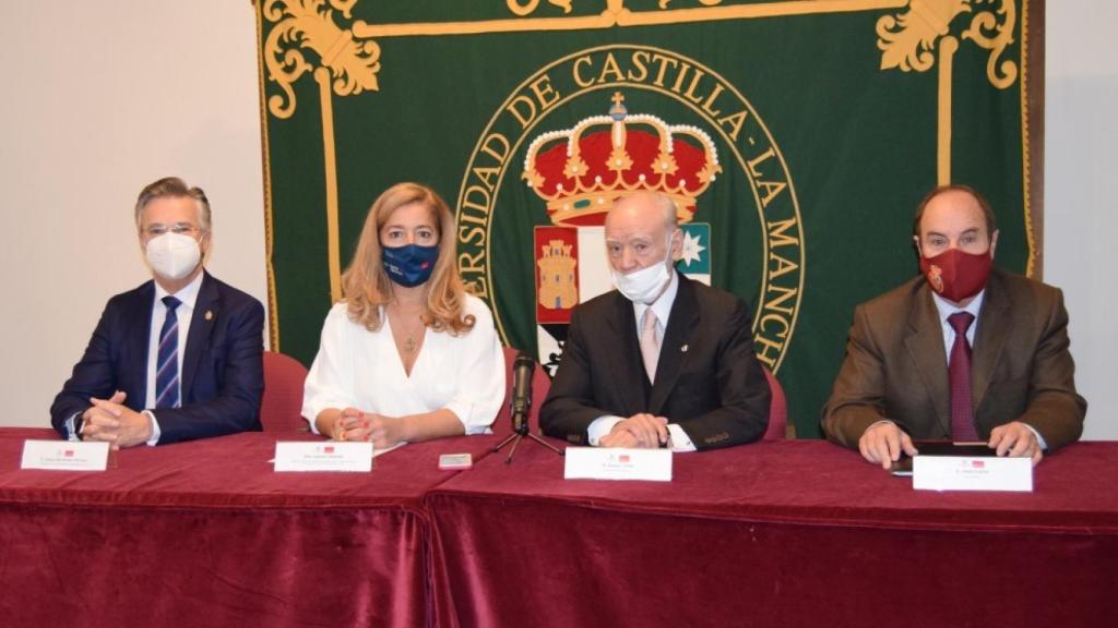 Presentación de los actos enmarcados en el 160 aniversario de Joyería Yanes.