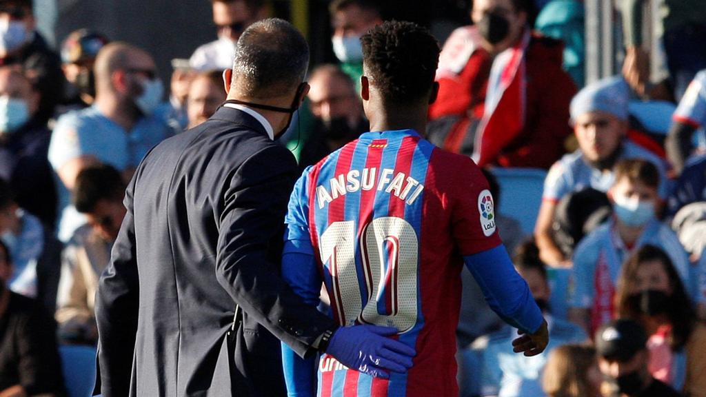 Ansu Fati se retira del partido contra el Celta lesionado