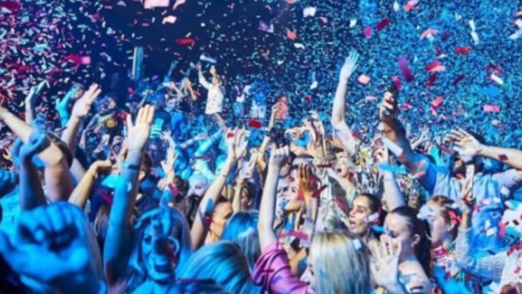 La música continúa sonando en Wall Street