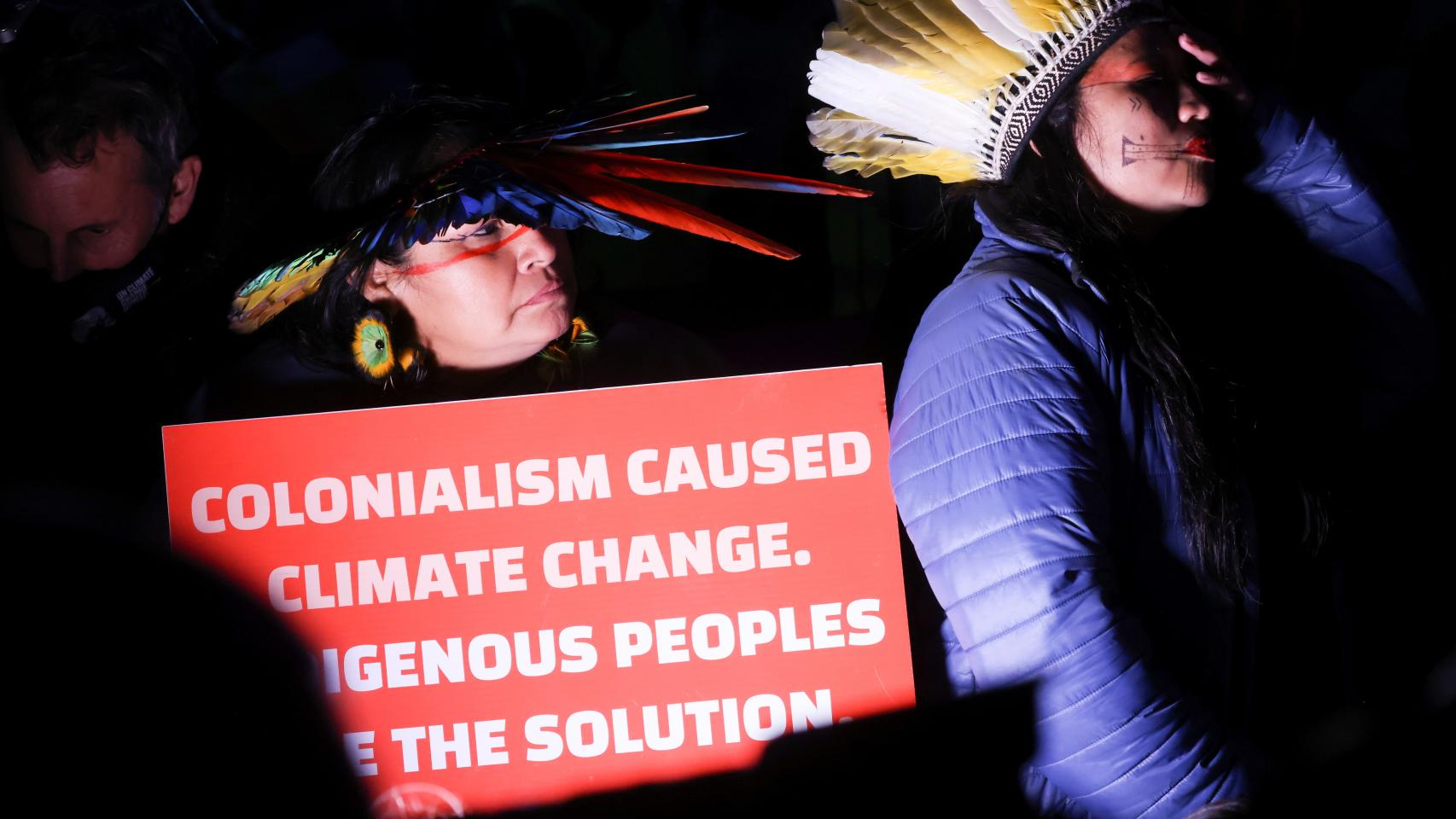 Presencia indígena en la manifestación de este sábado en Glasgow.