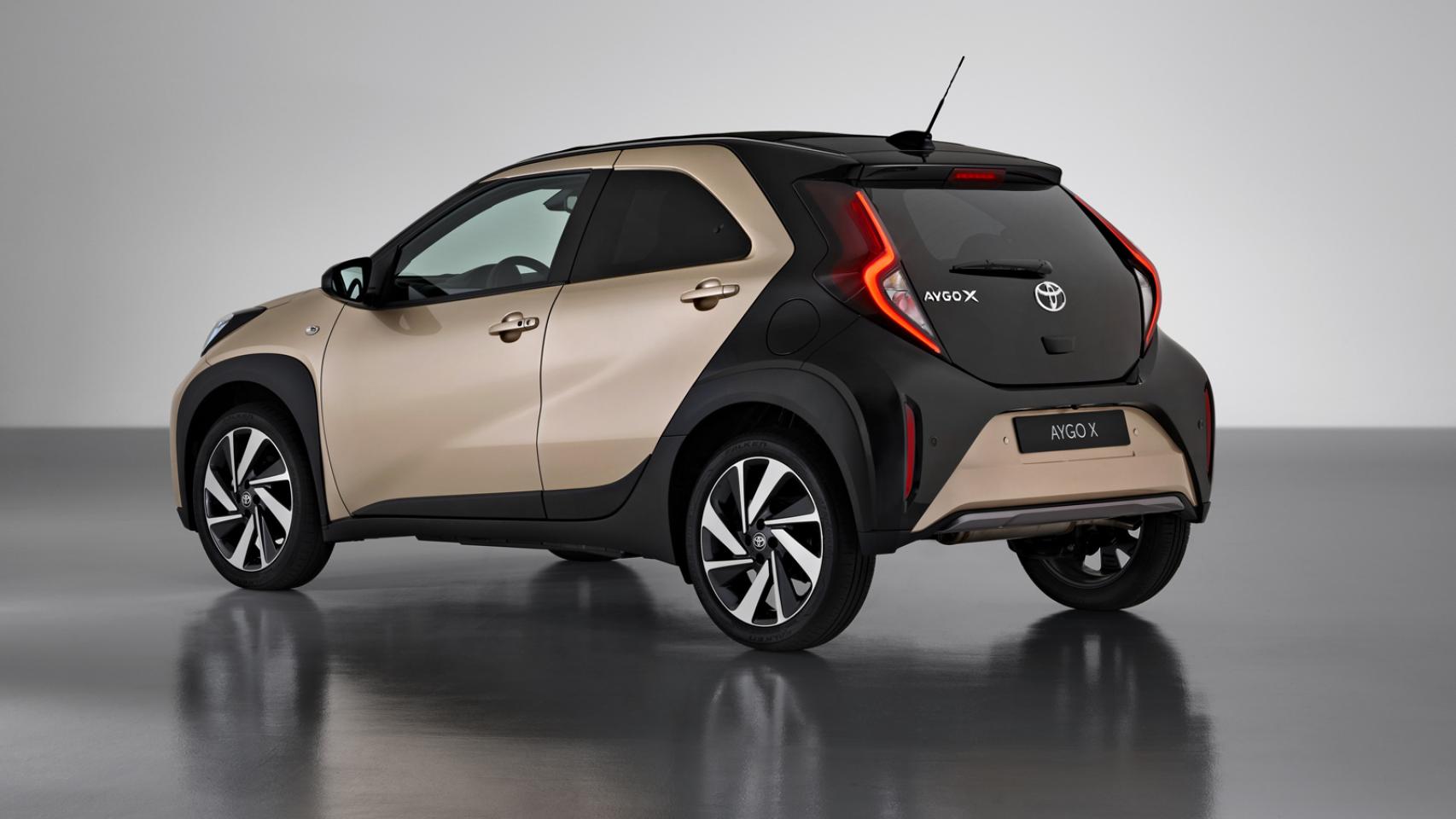 Toyota Aygo X Cross: así será el coche más 'barato' de Toyota para 2022