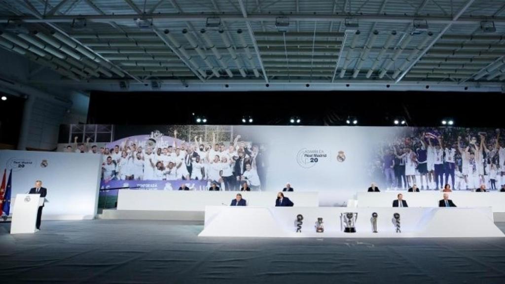 Un momento de la última asamblea de socios del Real Madrid