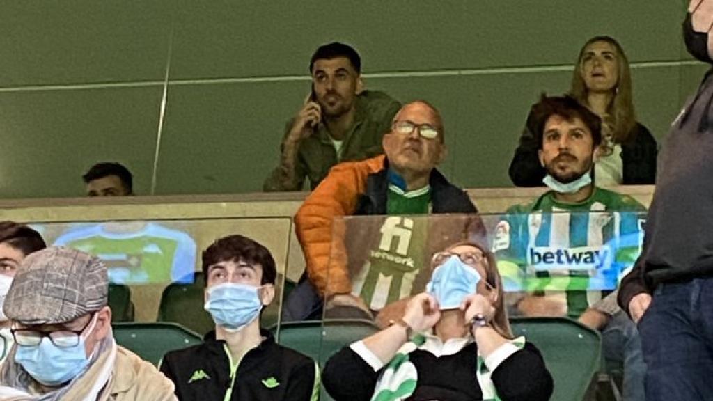 Dani Ceballos, en el palco del Benito Villamarín