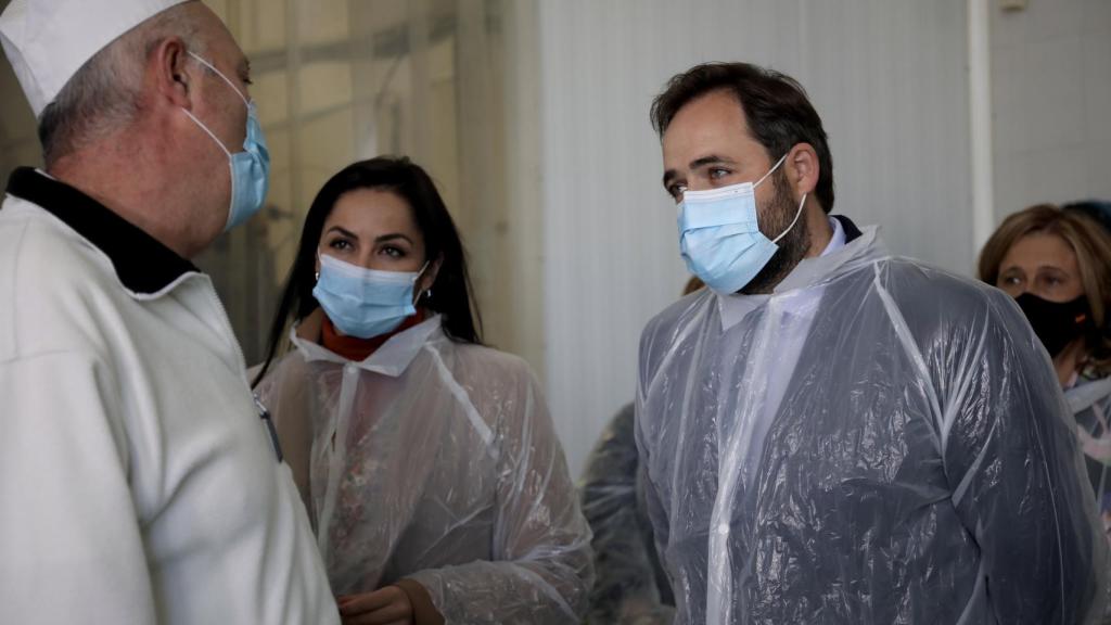 Núñez durante su visita a Corral de Almaguer (Toledo)