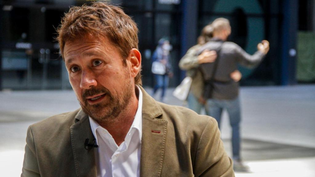 Miguel Ángel Tobías en el museo Reina Sofía de Madrid durante la entrevista con ENCLAVE ODS.