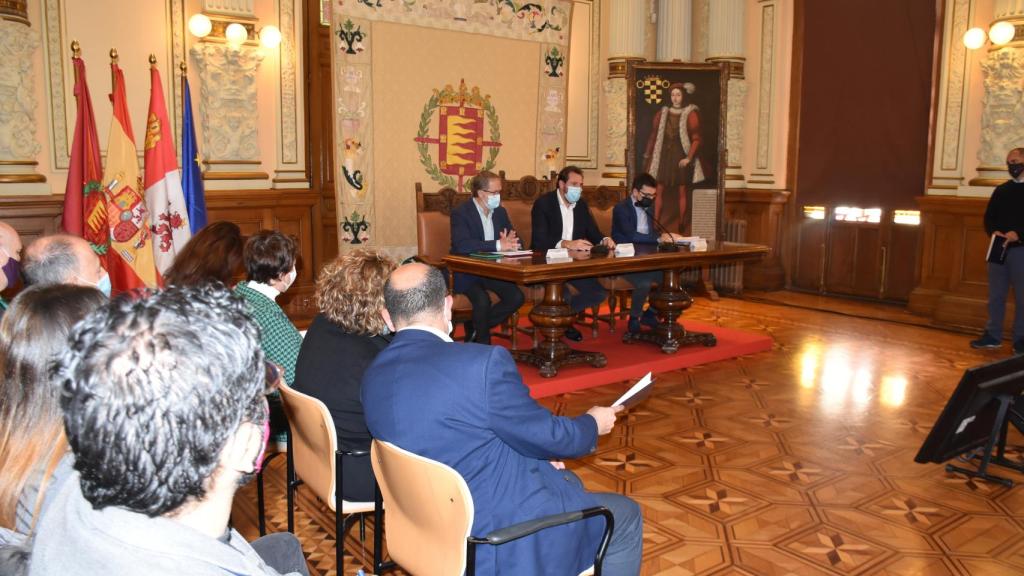 Los concejales del Equipo de Gobierno han acudido a la presentación de los presupuestos