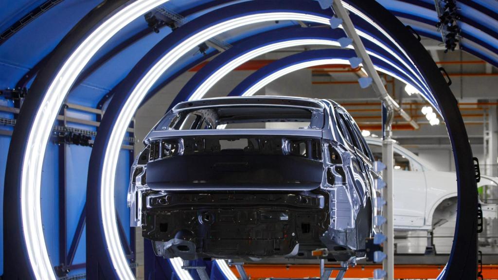 Un vehículo en una planta española.