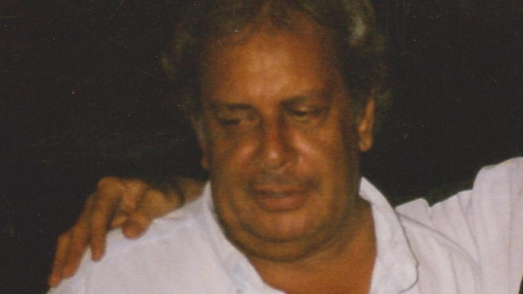 Raúl Rivero en La Habana en 1998