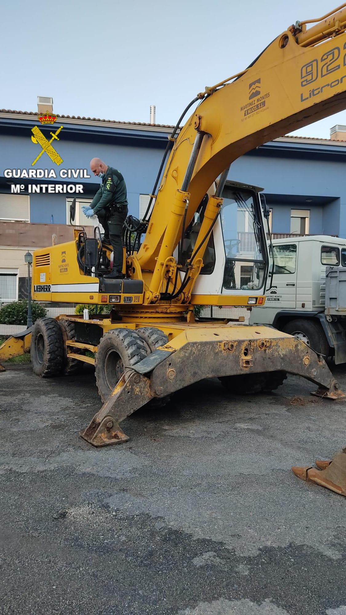 Uno de los vehículos con gasóleo B (Guardia Civil).