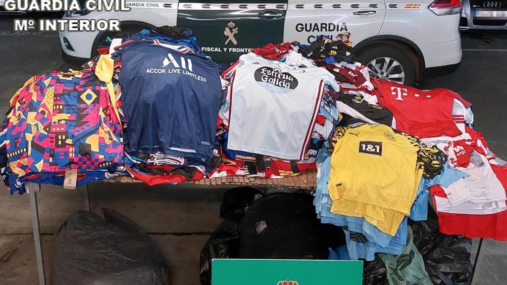 Ropa intervenida en el control.