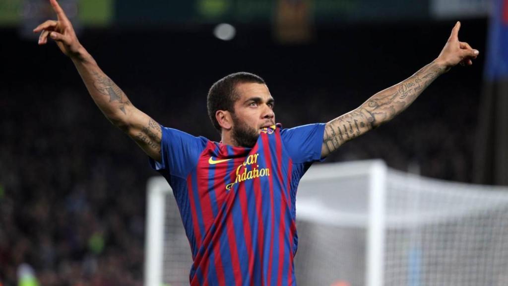 Dani Alves celebrando un gol con el Barça