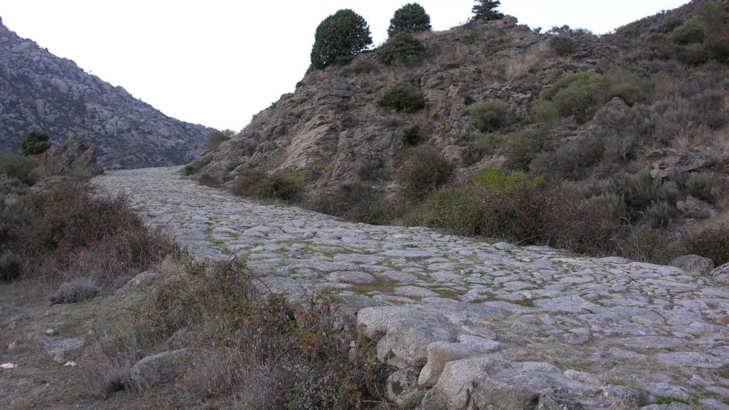 Calzada del Puerto del Pico