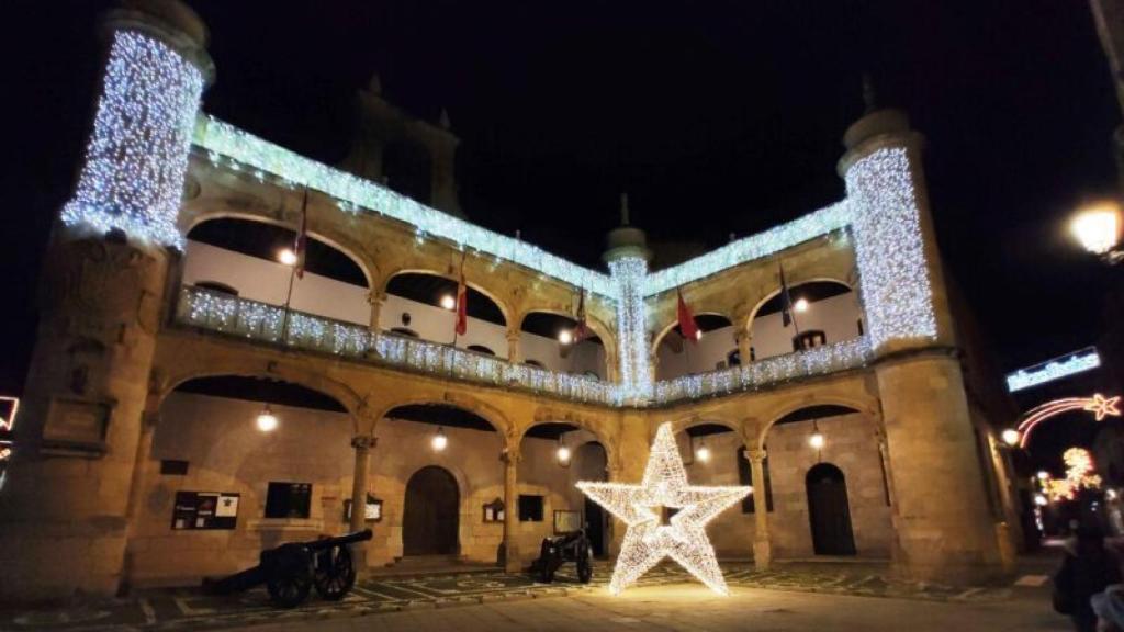 Imagen de archivo de la iluminación navideña del Ayuntamiento de Ciudad Rodrigo