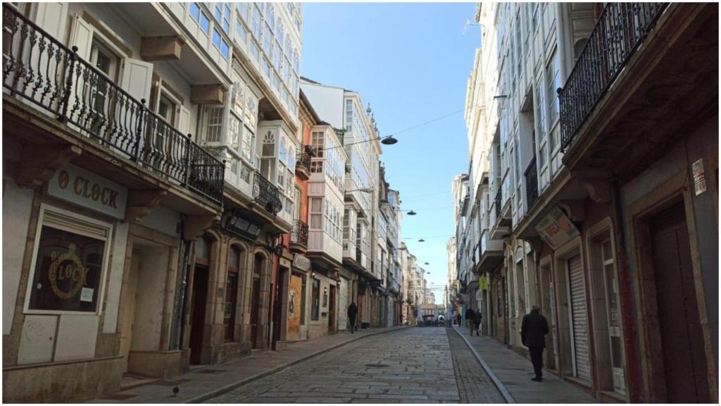 Esta semana comenzó la instalación del nuevo alumbrado.