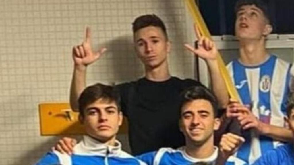 Raúl Martínez Capel, el joven fallecido, celebrando una victoria