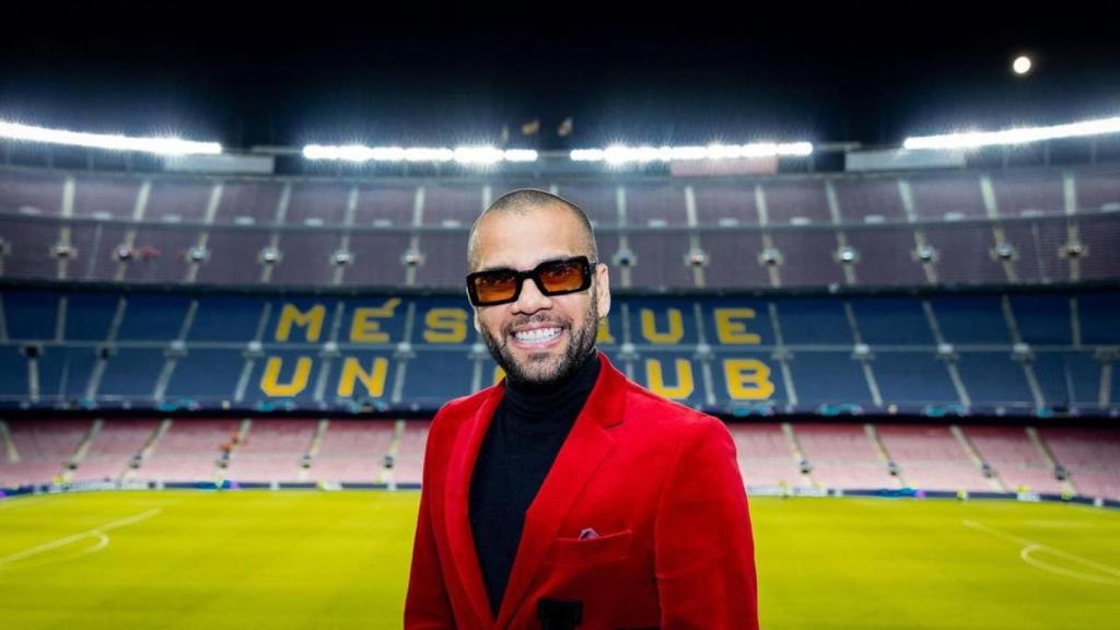 Dani Alves, en el Camp Nou.