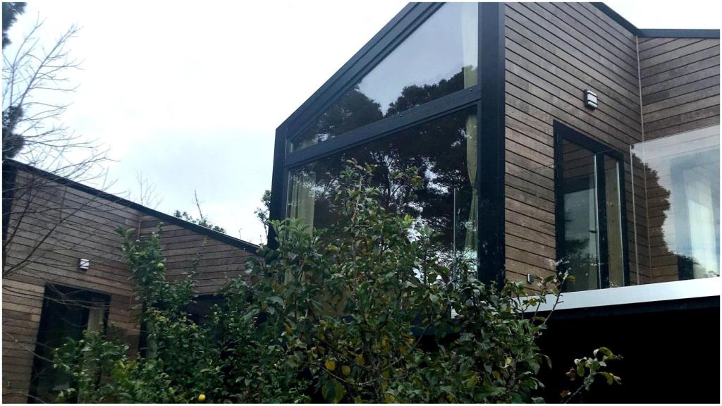 A Torre de Laxe: Un glamping para disfrutar con mascotas en A Costa da Morte gallega