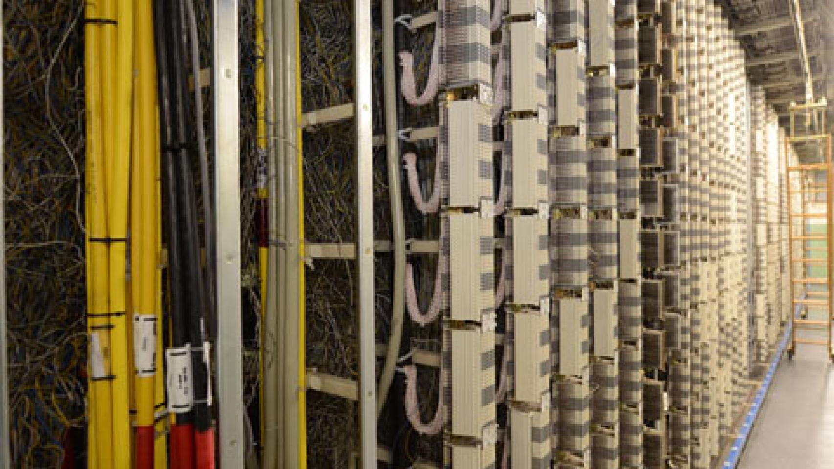 Repartidor de cobre en una central de Telefónica.