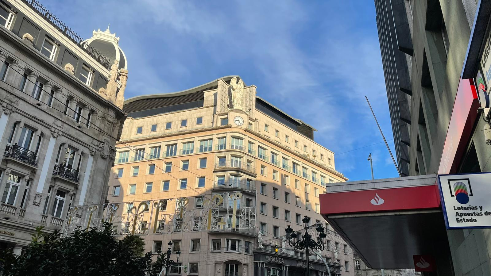 Aspecto actual de la antigua Caja de Ahorros Municipal.