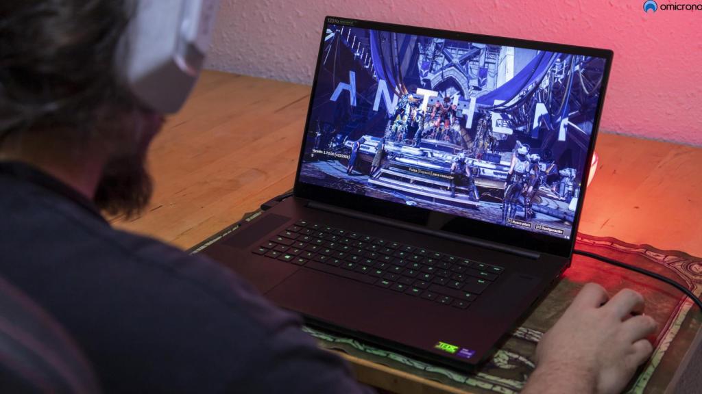Razer Blade 17 con el videojuego Anthem.