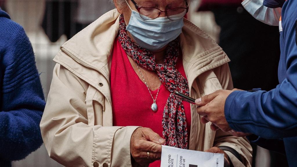 El control de acceso con pasaporte Covid está en estudio en la Comunidad Valenciana.