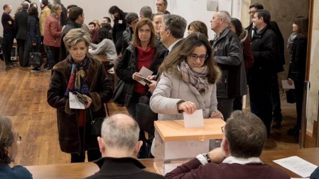 Imagen de archivo de las elecciones rectorales celebradas en noviembre de 2017 en la USAL