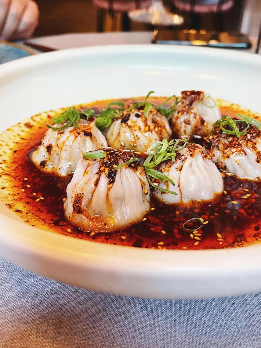 Dim sum de cerdo con salsa de chiles