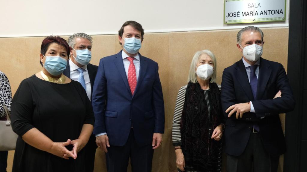 Mañueco en la celebración del 45 aniversario de la FES