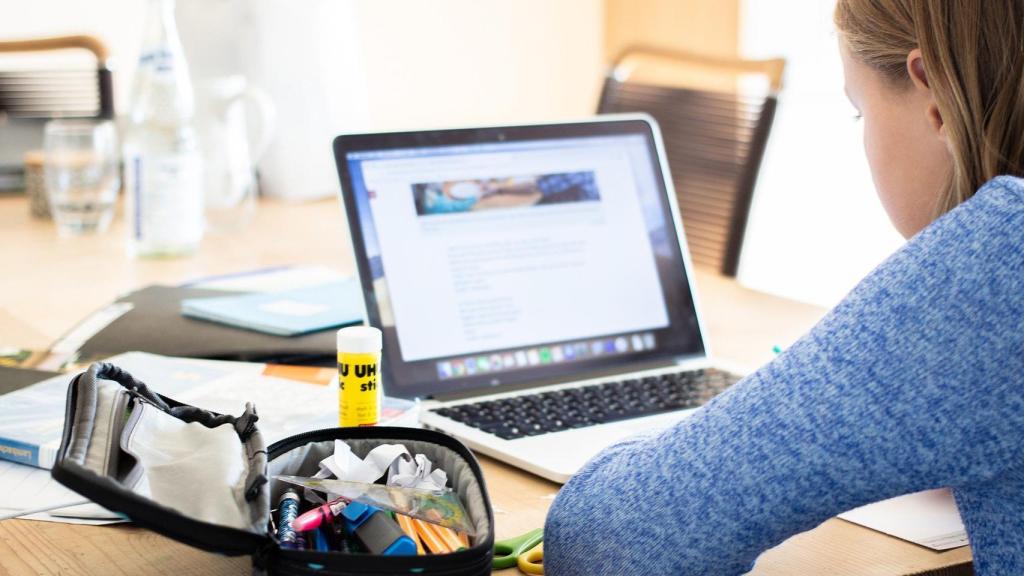 Los derechos 'online' de los niños. FOTO: Pixabay.