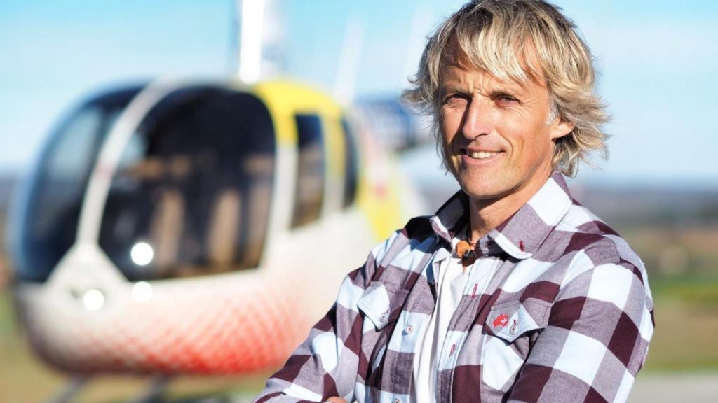 Jesús Calleja es también piloto de avioneta y de helicóptero.