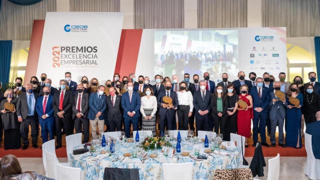 Foto de familia de la gala de CEOE-Cepyme Guadalajara.