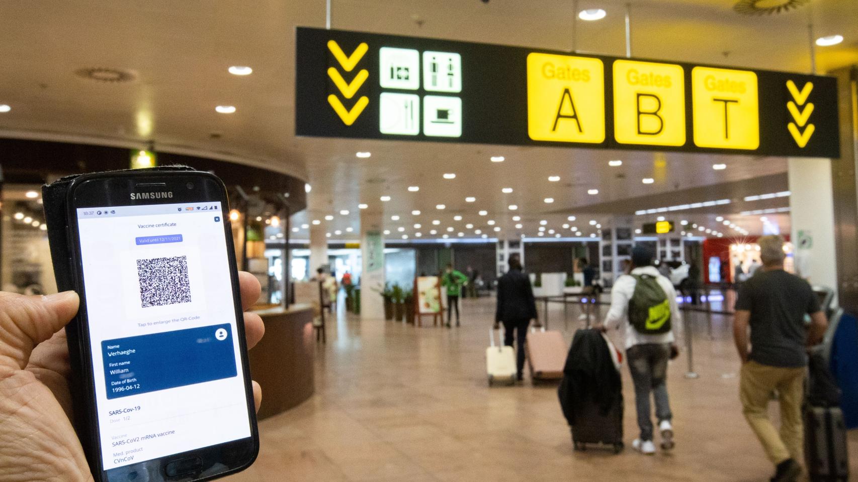 La UE sopesa condicionar la validez del pasaporte Covid a la dosis de refuerzo de la vacuna