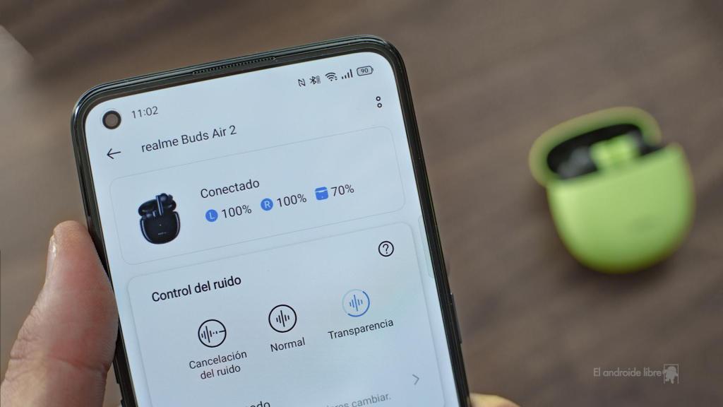 Realme GT Neo 2 con realme buds air
