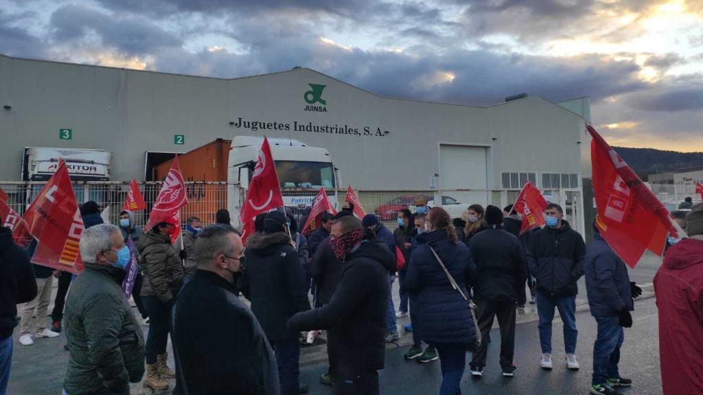 Trabajadores en huelga, este pasado martes.