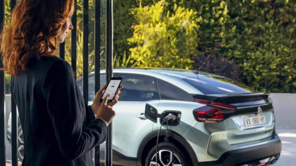 El mercado del automóvil evoluciona hacia la sostenibilidad a través de la electrificación.