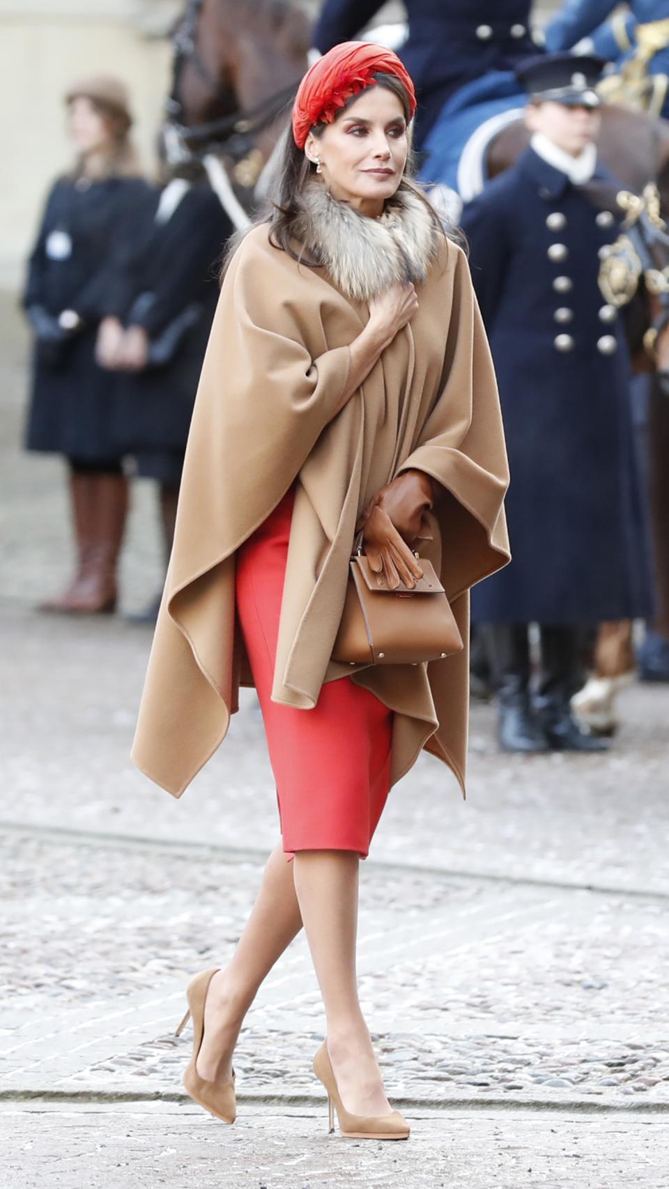 El 'outfit' de la Reina para su segundo día en Suecia.