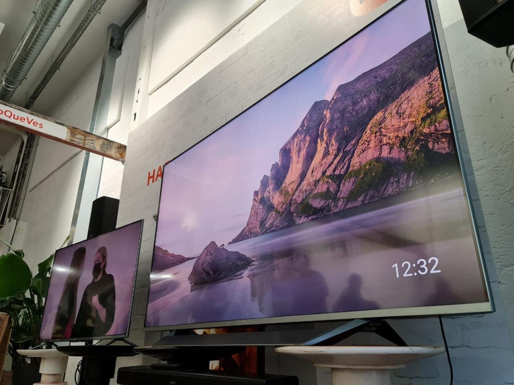 Xiaomi TV Q1E por debajo