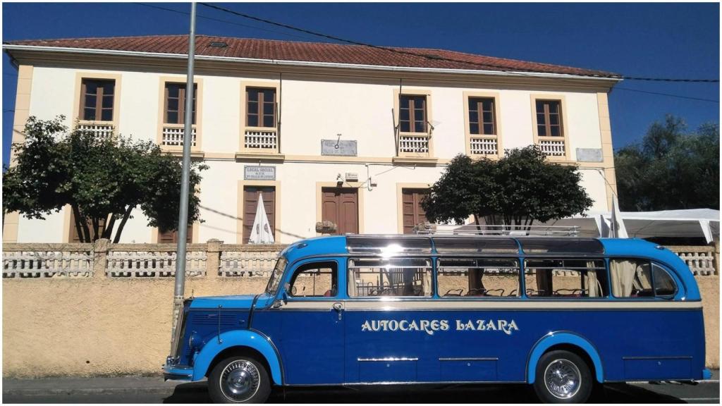 Un autobús de época recorrerá el Fene Indiano.
