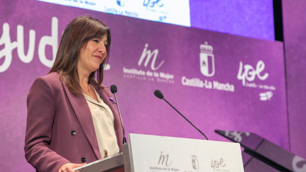 Blanca Fernández en el acto por el Día Internacional contra la Violencia Machista en Fuensalida (Toledo). Foto: JCCM