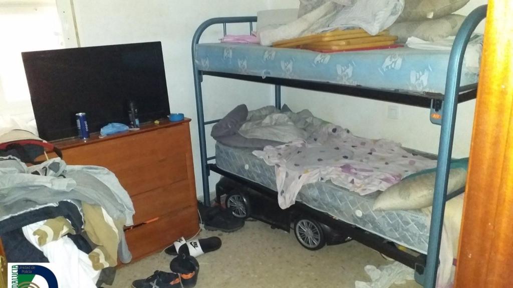 Localizan a tres hermanos sustraídos de un centro de protección y detienen a cuatro personas en Málaga.