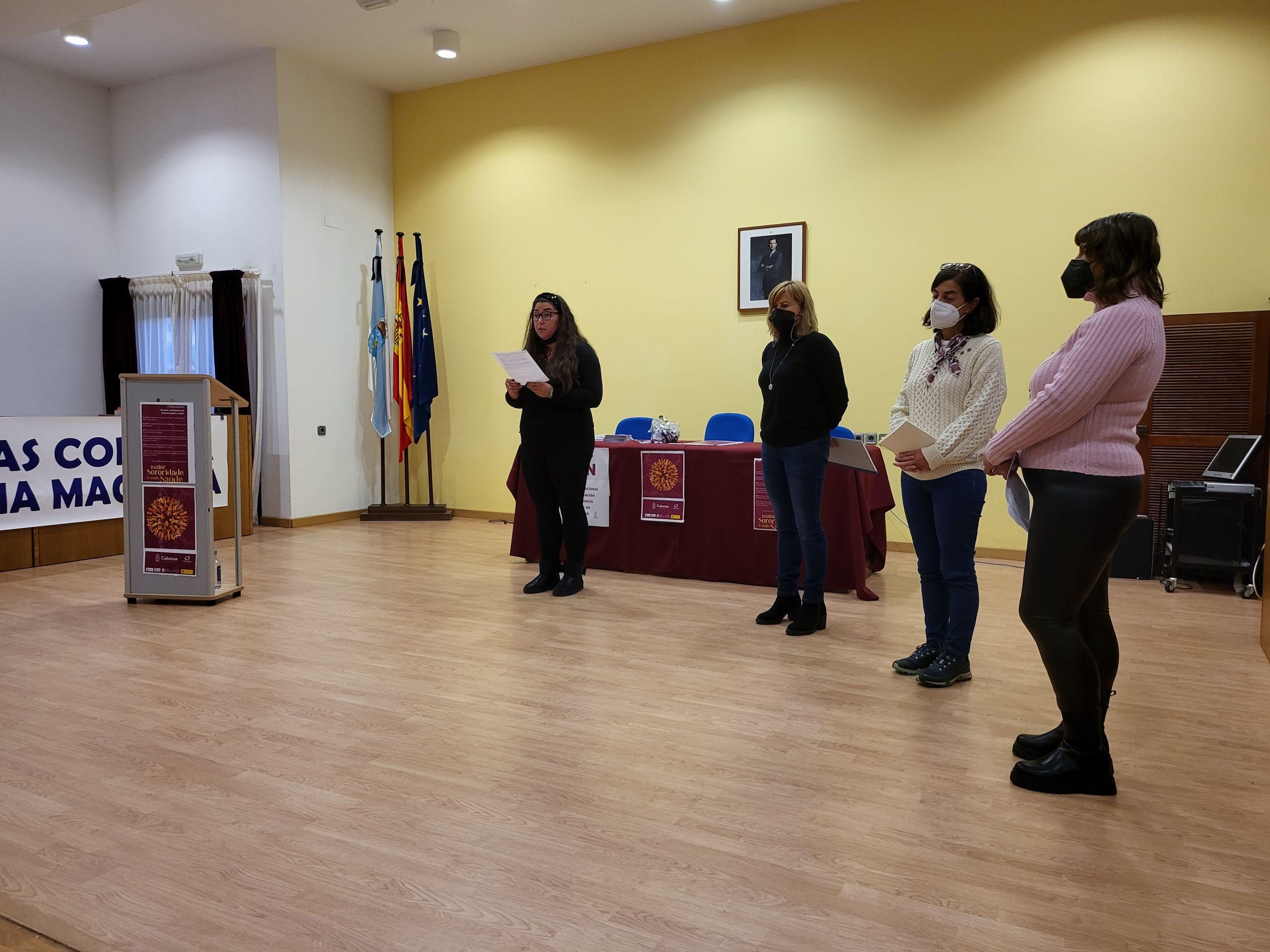 Lectura poemario Cabanas.