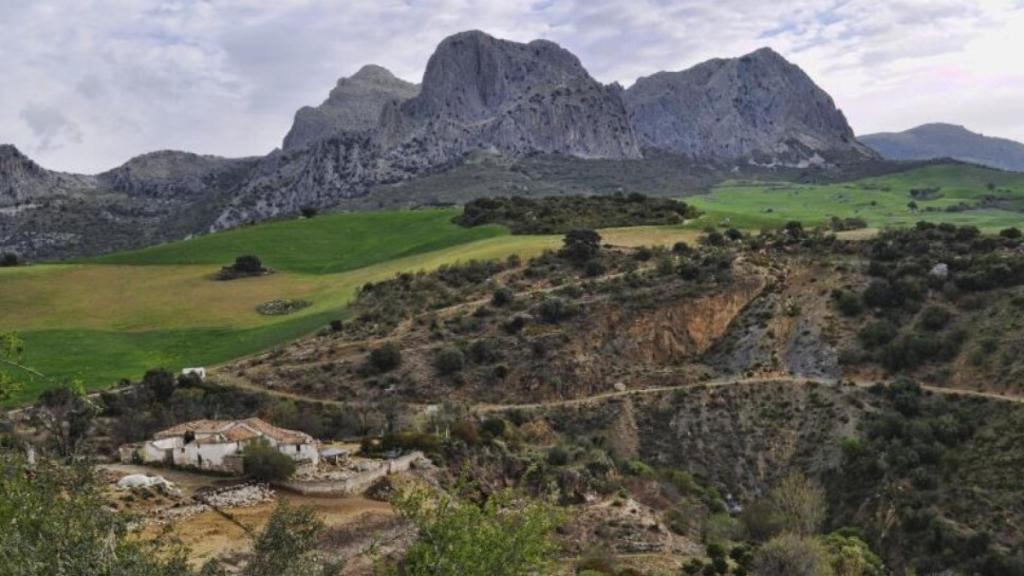 Los Tajos de Sábar están formados por los de Gómer, Doña Ana y El Fraile.