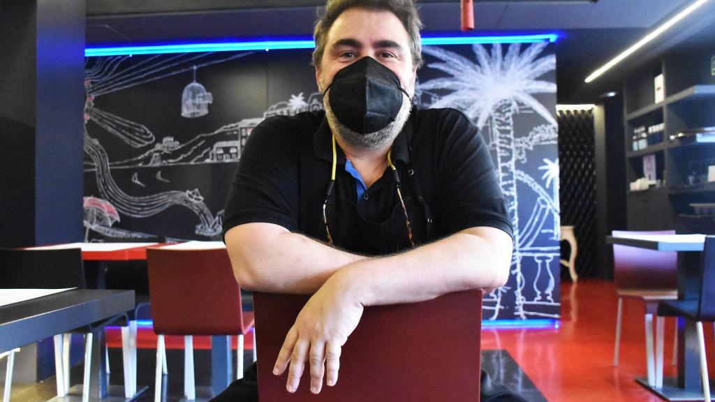 Mario Soriano propietario del Restaurante Niza