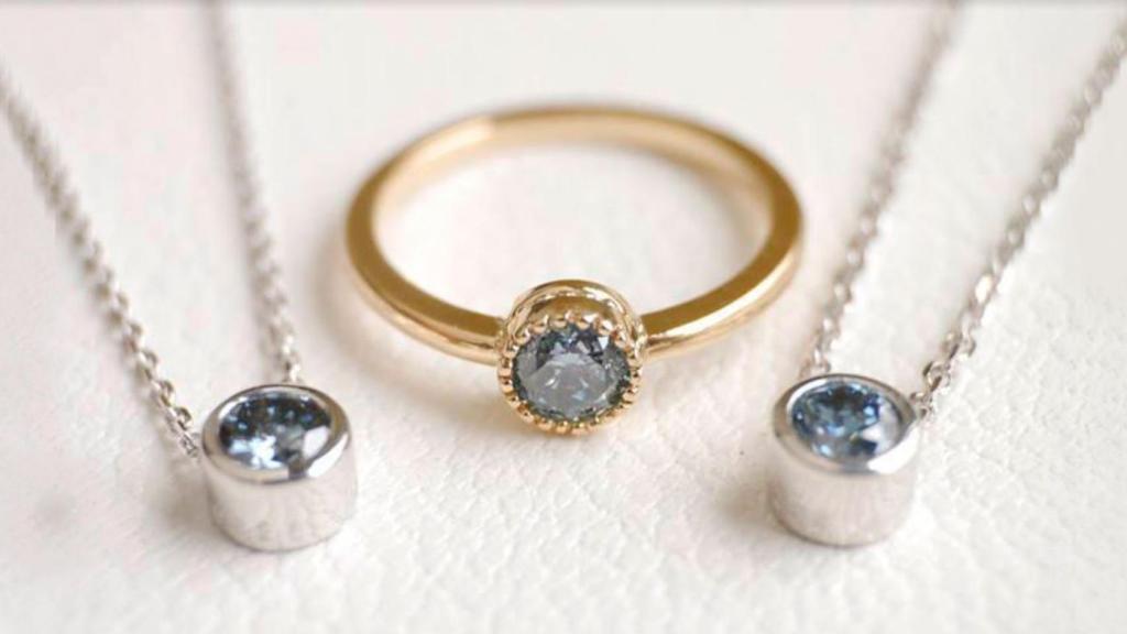 Diamantes creados con cenizas de muertos.